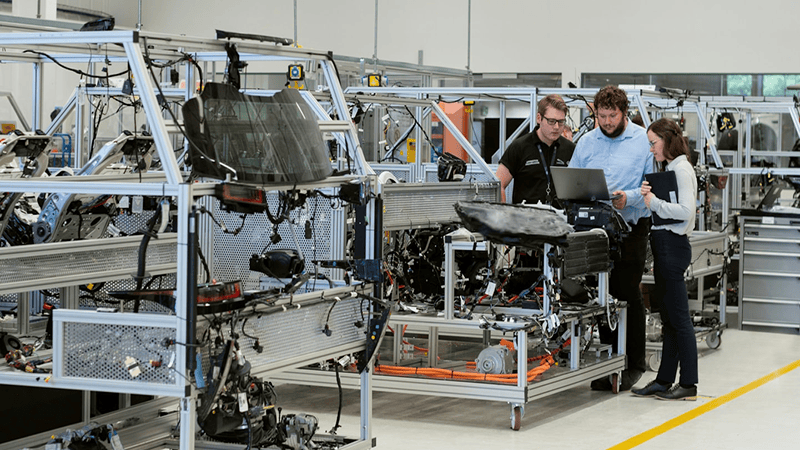 Operators use a controller to encapsulate the chassis.