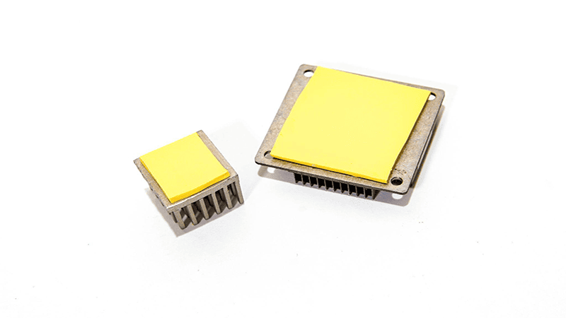 High-performance 5G telecommunication module utilizing phase change material (PCM)