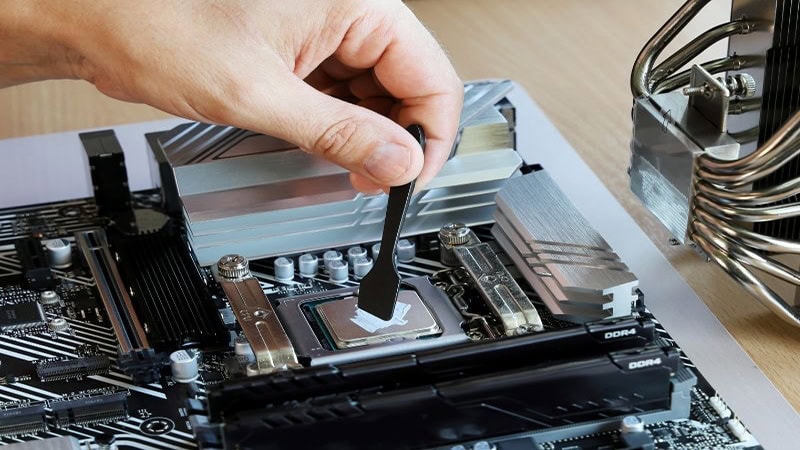 Процесс производства термопасты на профессиональном промышленном заводе